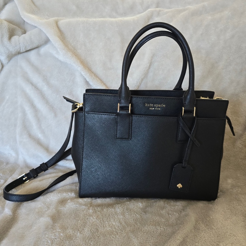 Kate Spade medium black bag with strap for crossbody. Like new condition!